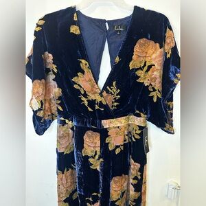 NWT Lulu's Navy Floral Velvet Jumpsuit